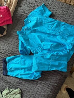 Women’s Turquoise Medical Scrub Set - Unbranded